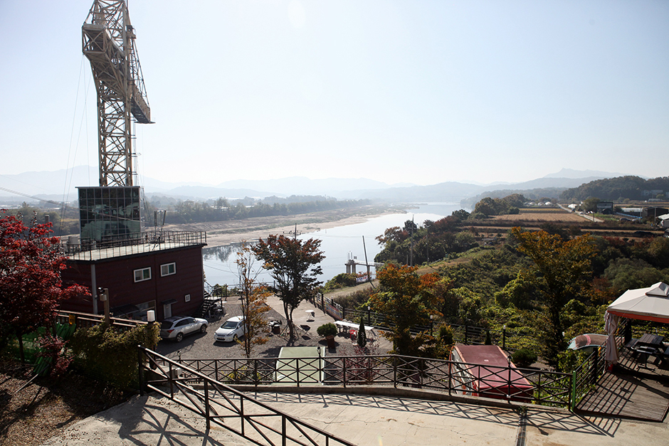 Imjin River Healing Caravan