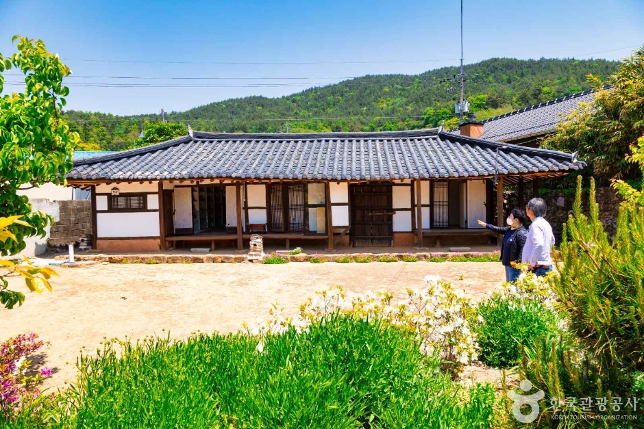 Jinmok Village Yi Cheong-jun Birthplace