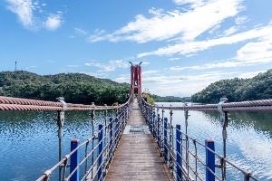 천장호 출렁다리