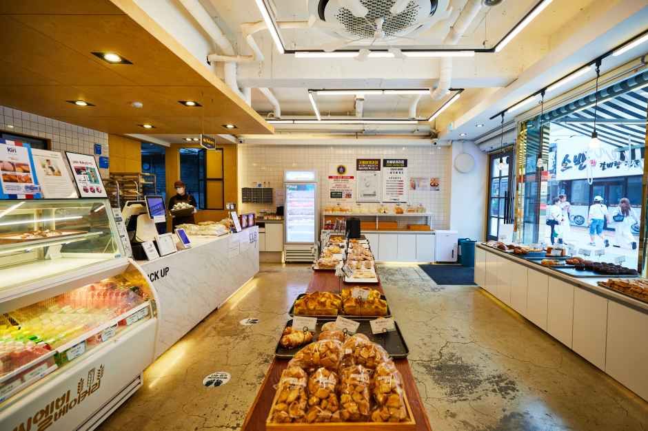 씨엘비 베이커리_3