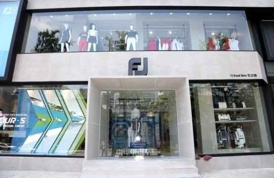 FootJoy - Dosan Branch [Tax Refund Shop]