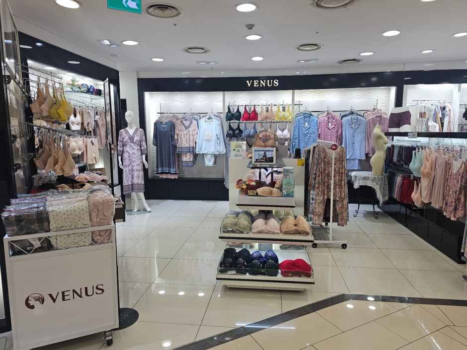 Venus Moda奥特莱斯 富平店