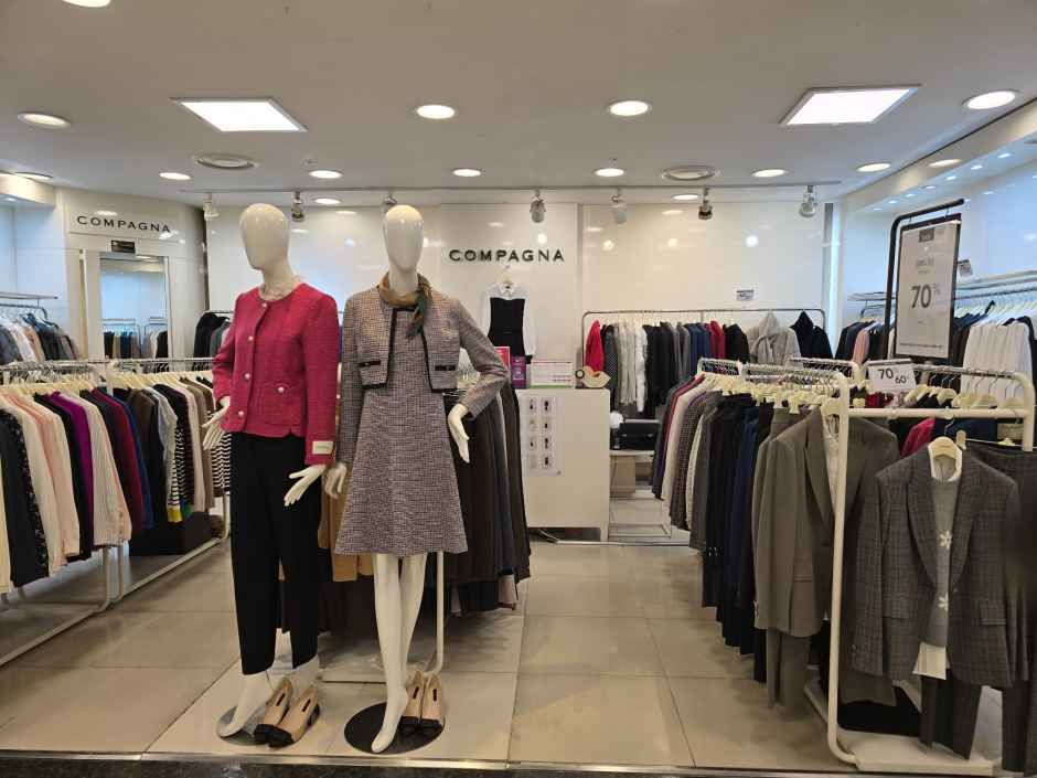 [事後免税店] COMPAGNA・ニューコアアウトレットウルサン（蔚山）店