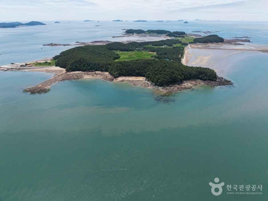 명장섬해수욕장(장고도)
