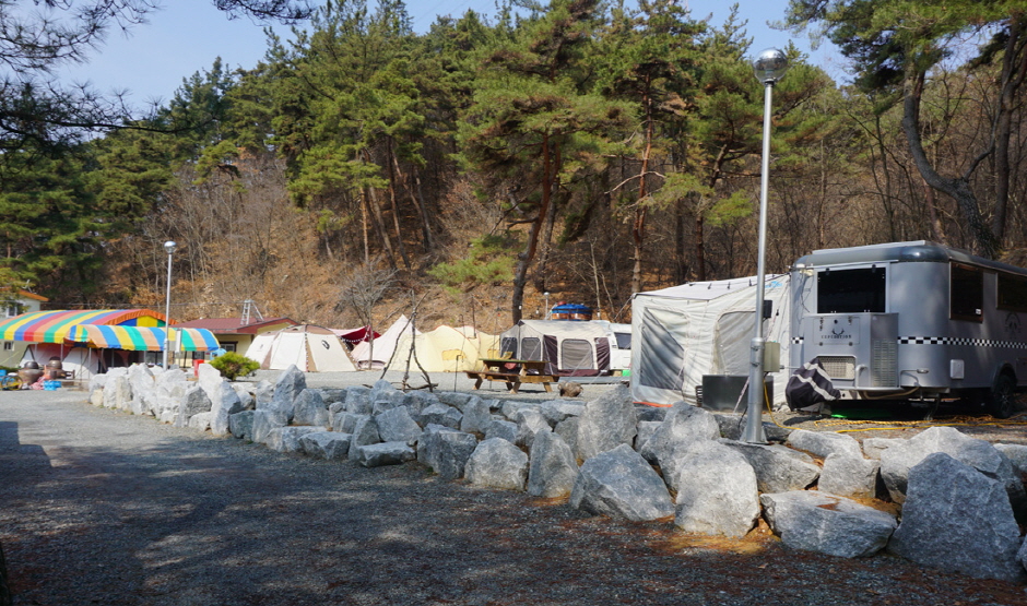 沙岭露营地