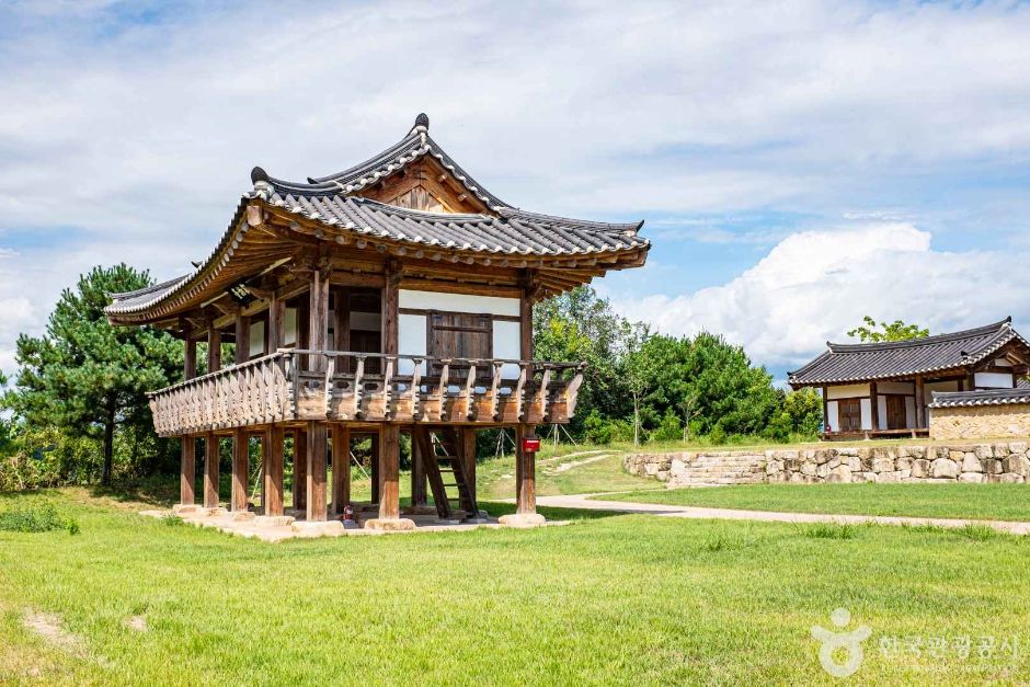 伊山書院