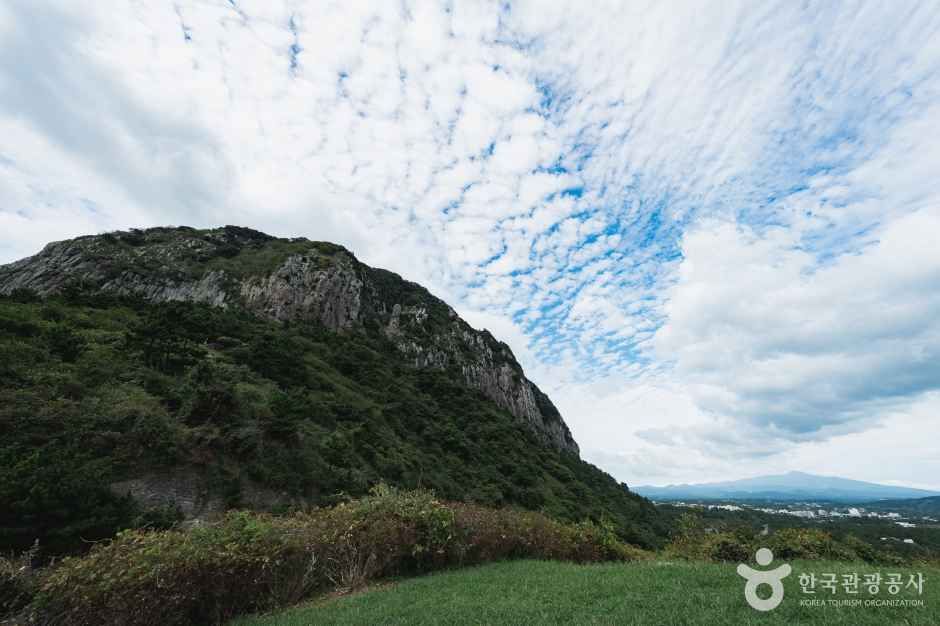山房山（済州）