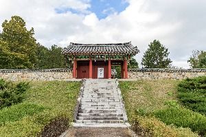 김시민장군 충민사