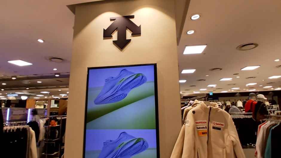 Descente Hyundai Department Store Mia Branch