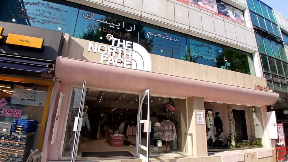 [事後免税店]THE NORTH FACE（ザ・ノース・フェイス）・ハンナム（漢南）店(노스페이스 한남점)