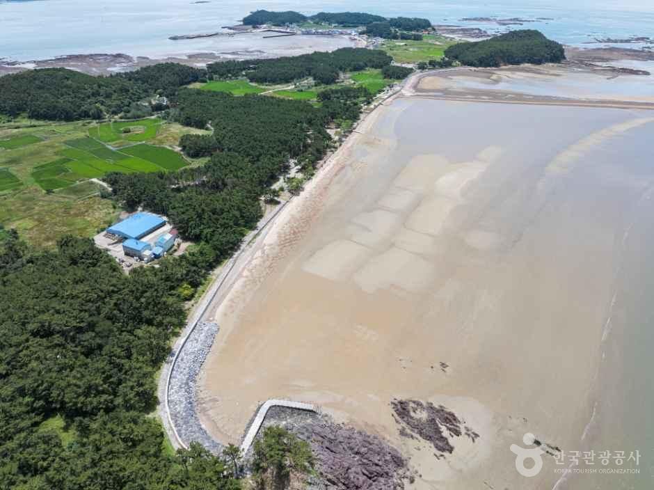 명장섬해수욕장(장고도)