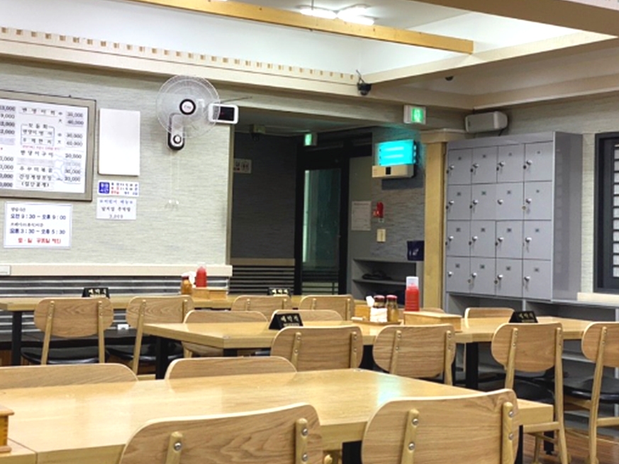 인천_중구_금산식당_내부