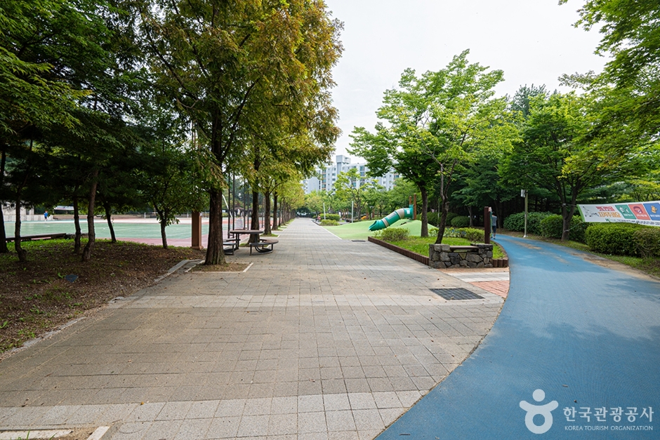 九峰山近隣公園