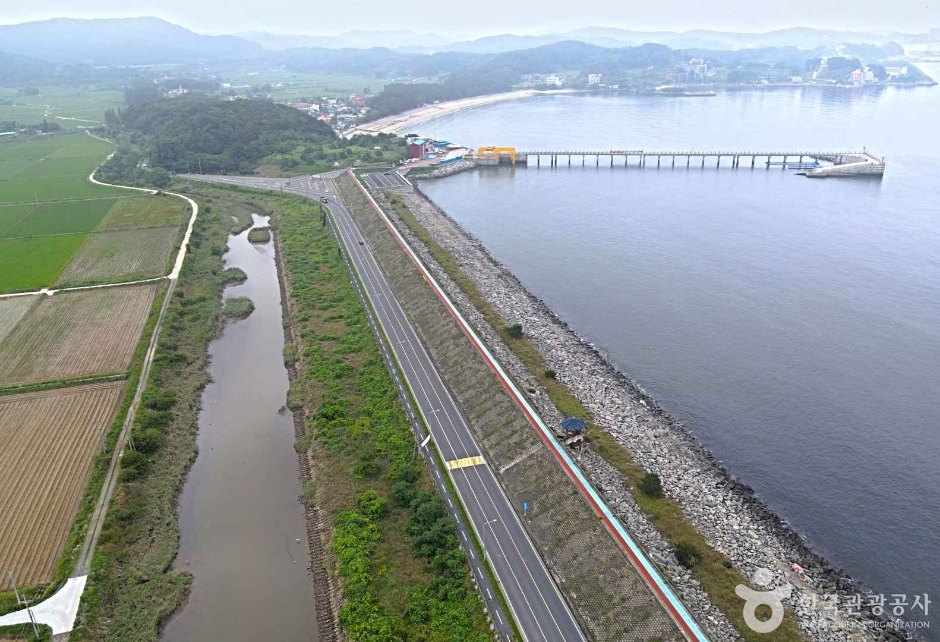 南浦防潮堤