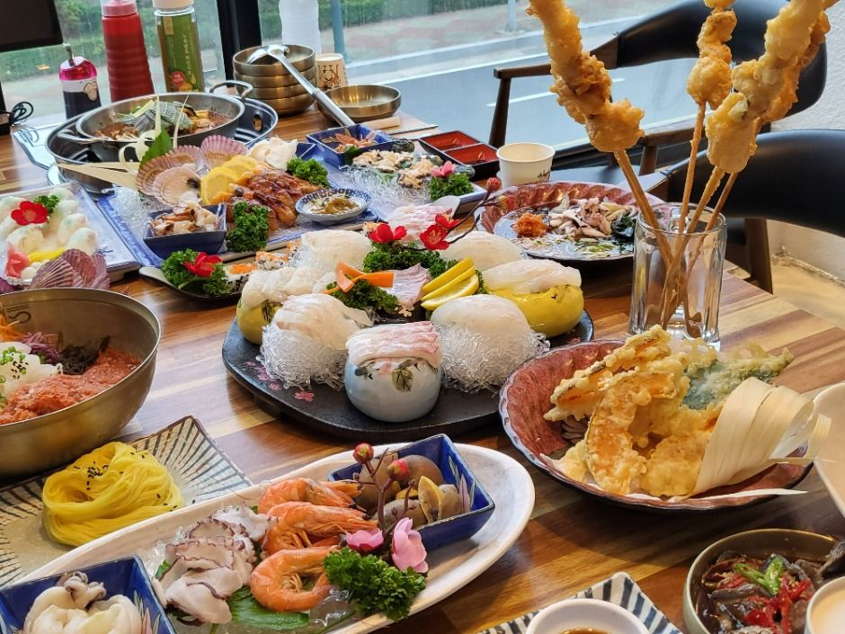 草亭名家 刺身店 ムルフェ