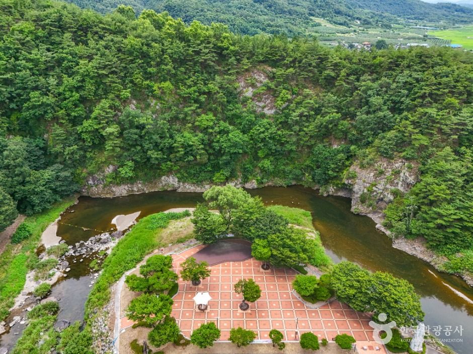 氷渓渓谷