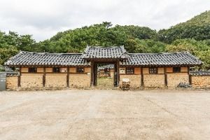 괴산 홍범식 고가(벽초 홍명희 생가)
