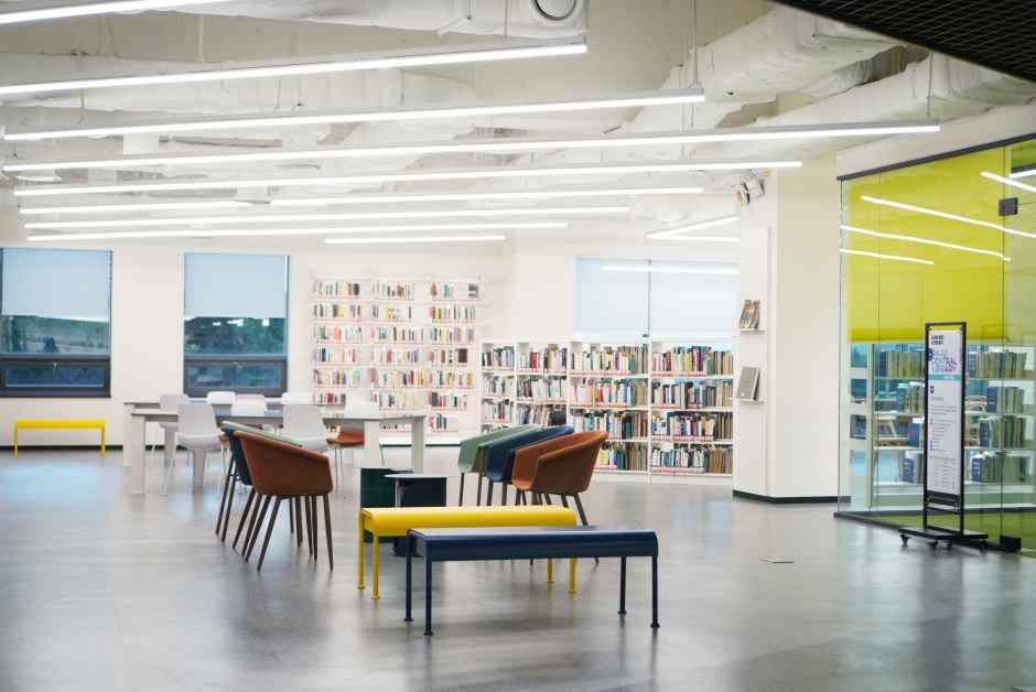 파주_파주중앙도서관 (9).JPG