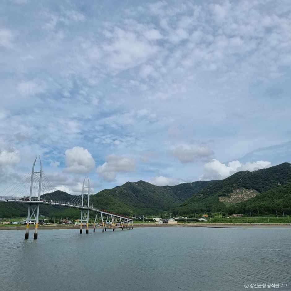 駕牛島