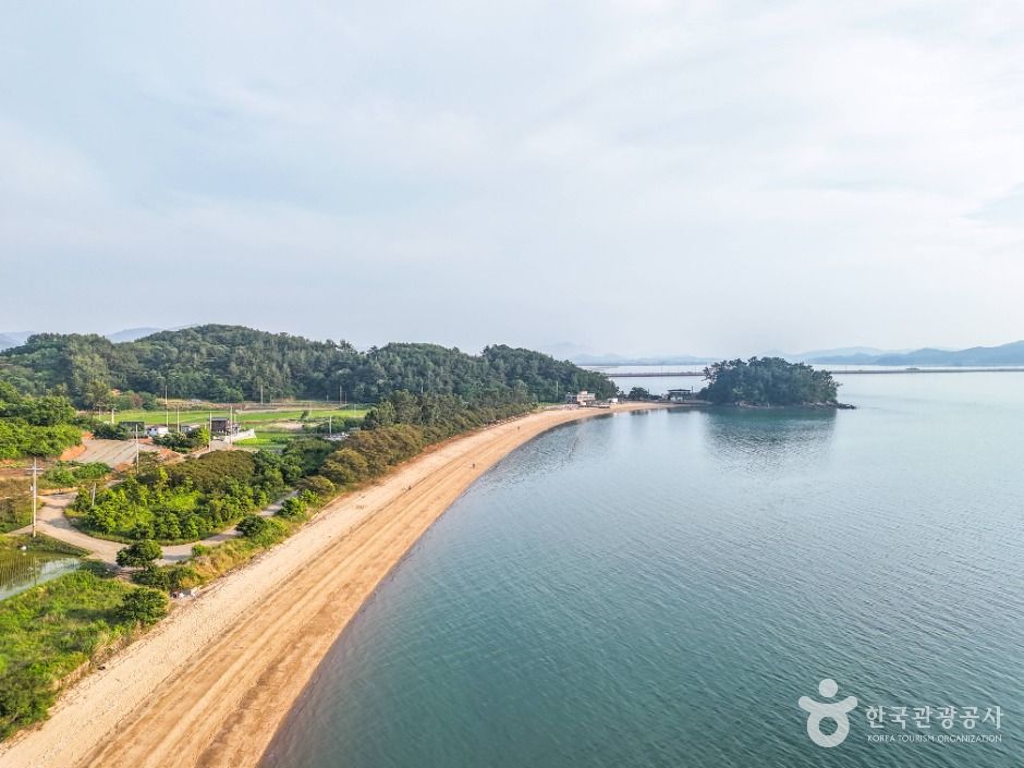 Pungnyu Beach