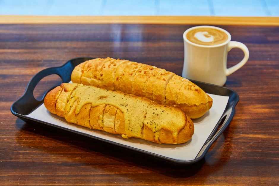 CLBベーカリー