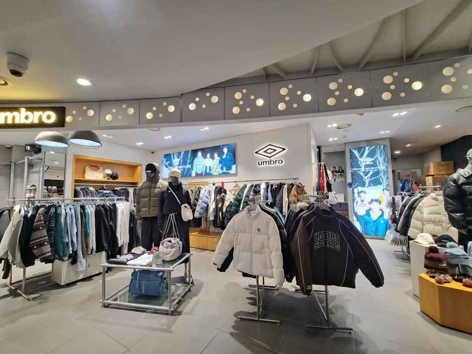 Umbro - Doota Mall Branch [Tax Refund Shop](엄브로 두타몰점)