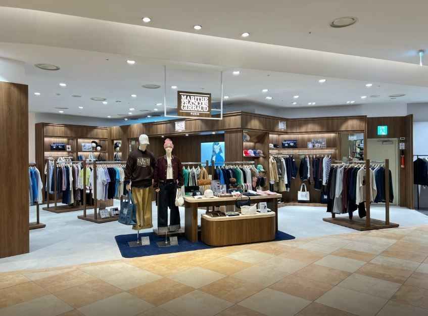 [事後免税店] MARITHÉ FRANÇOIS GIRBAUD（マリテフランソワジルボー）・ロッテアウトレットクァンジュスワン（光州水莞）店(마리떼프랑소와저버 롯데아울렛 광주수완점)