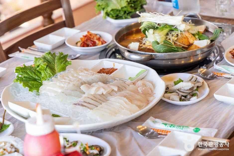 월미도회집