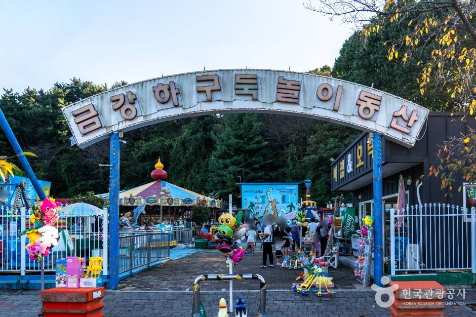 锦江河口堰游乐园