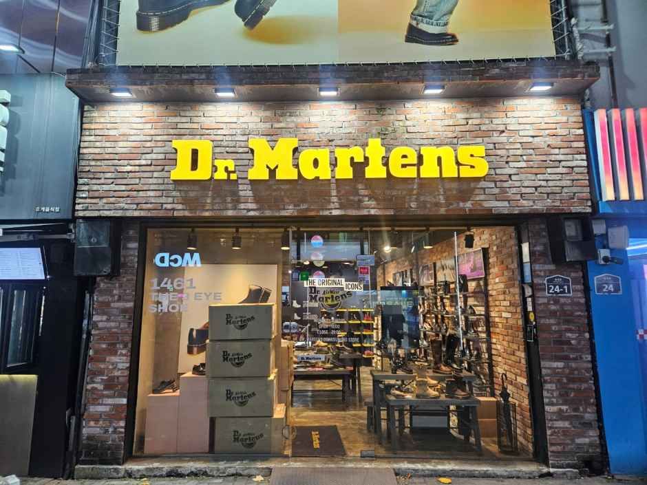 [事後免税店] DR. MARTENS（ドクターマーチン）・テグドンソンロ（大邱東城路）店
