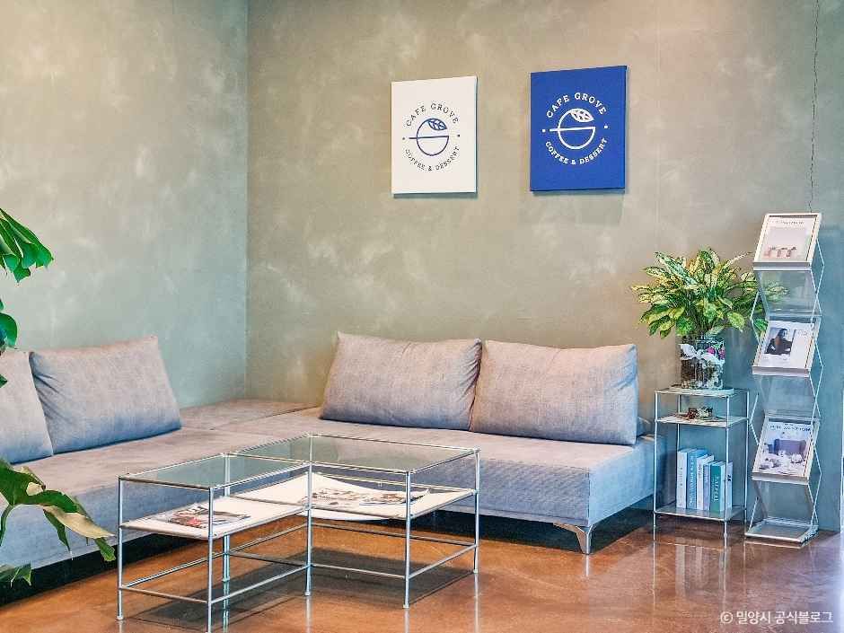 밀양_카페 그로브 (7).jpg