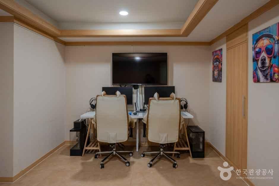 수원_오르세호텔_전경 (4).jpg