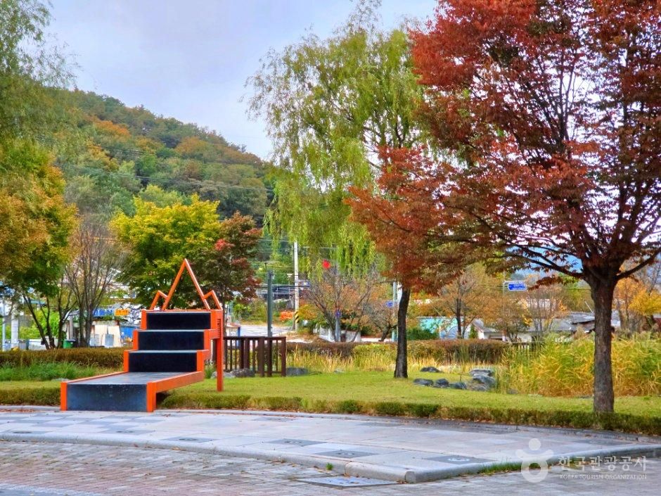 상패수변공원