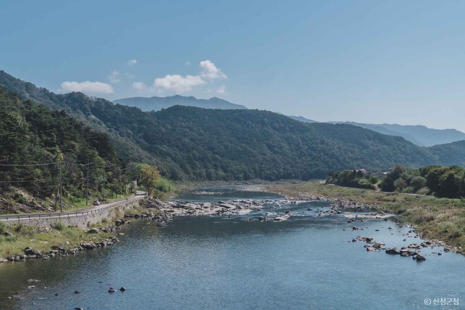 镜湖江
