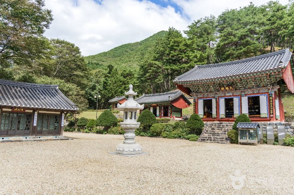 宝石寺