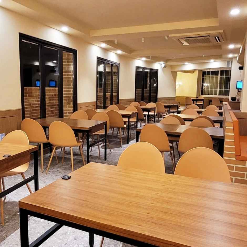 서울_101번지남산돈까스 본점 (5).jpg