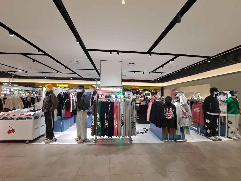 더블제이디 현대아울렛 동대문점