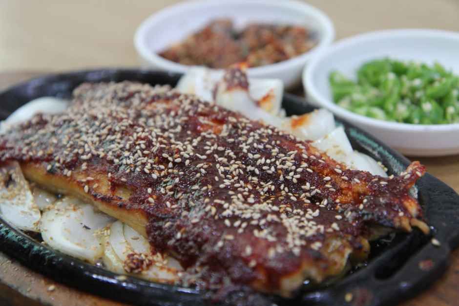 여수_잠수기장어탕식당 (5).jpg