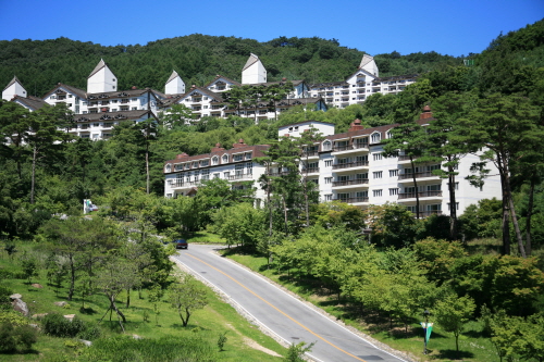 茂朱徳裕山リゾート