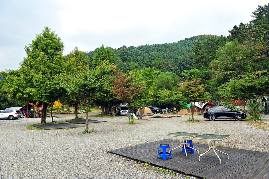 山村キャンピング