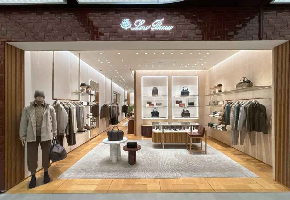 [事後免税店] Loro Piana（ロロピアーナ）・現代百貨店パンギョ（板橋 店(로로피아나 남성 현대백화점 판교점)