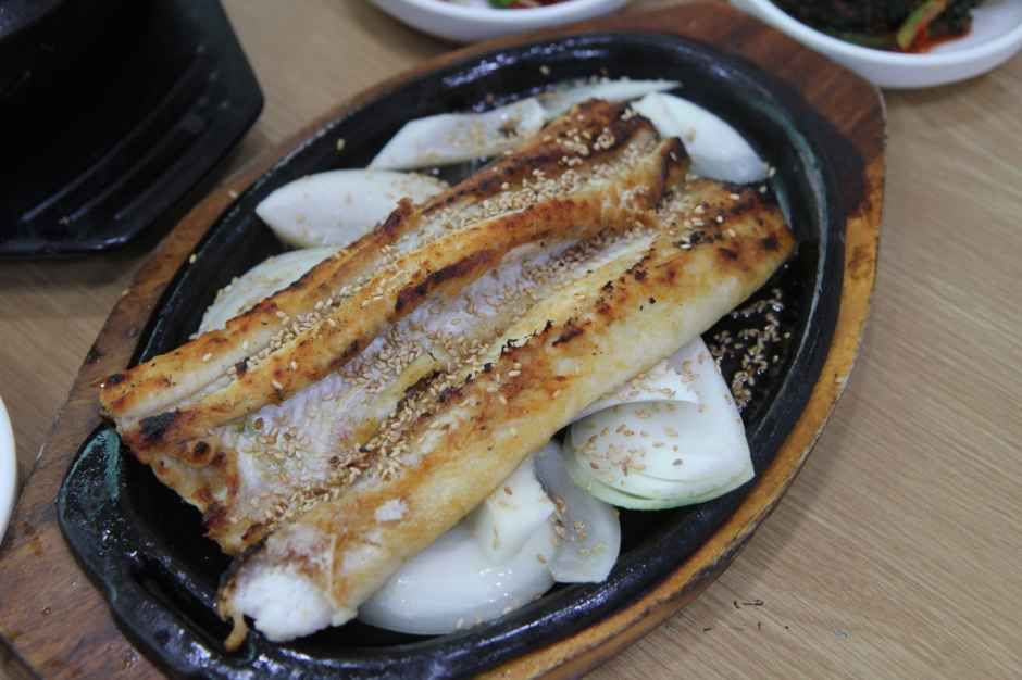 여수_잠수기장어탕식당 (6).jpg