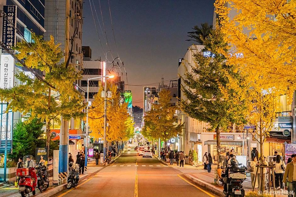 Calle de los Cafés de Jeonpo