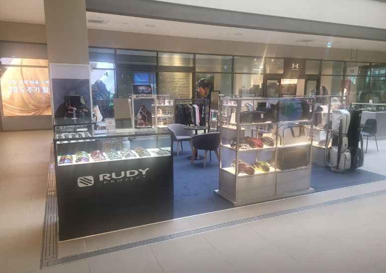 [事後免税店] RUDY PROJECT（ルディプロジェクト）・ロッテプレミアムアウトレットウィワン（儀王）店(루디프로젝트 롯데프리미엄아울렛 의왕점)