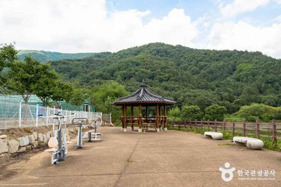경북_칠곡_유등지_외부_5.jpg