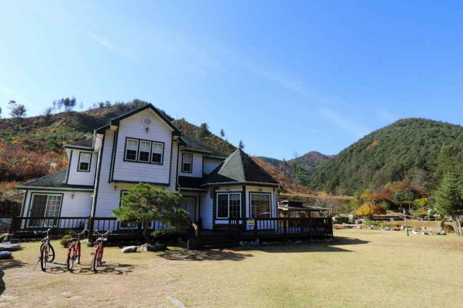 홍천_아름다운기억_외부전경 (4).jpg