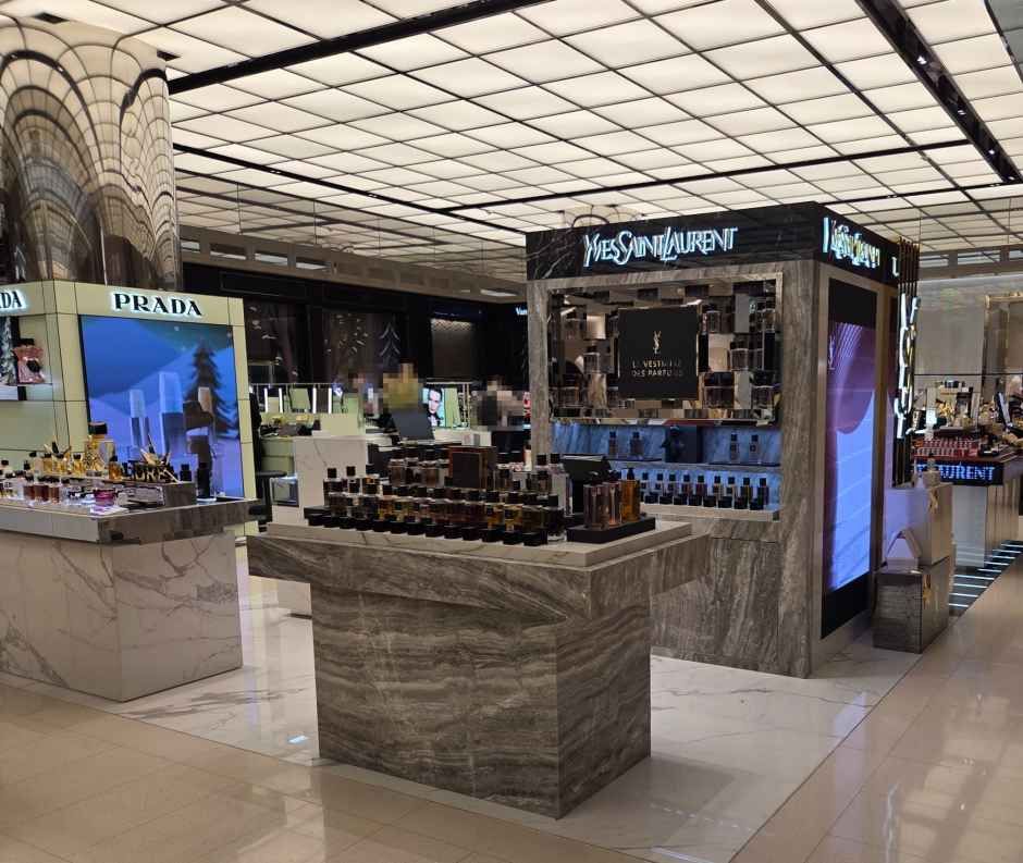 입생로랑뷰티 신세계백화점 본점