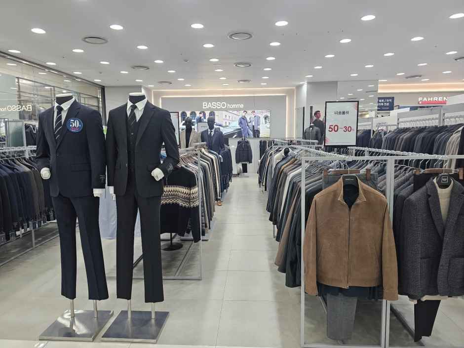 바쏘옴므 모다아울렛 인천점