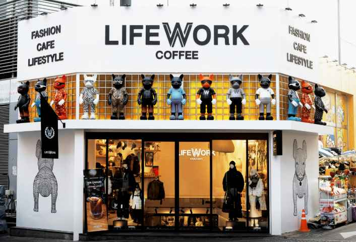 LIFEWORK Megastore Myeongdong Branch [Tax Refund Shop](라이프워크 메가스토어 명동점)