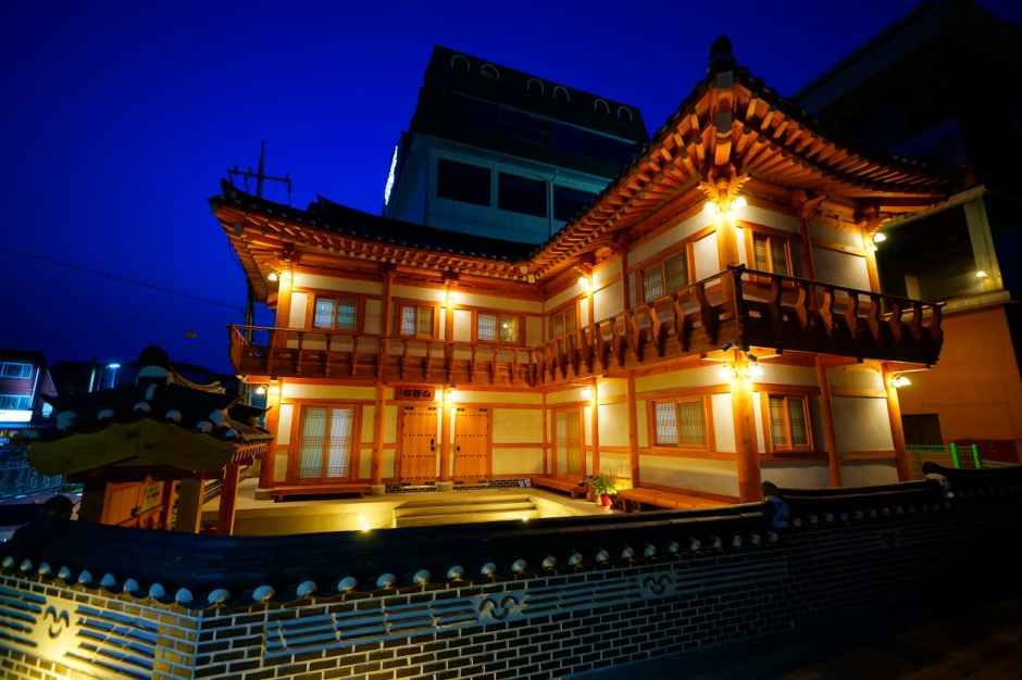 홍휘관 사진 1